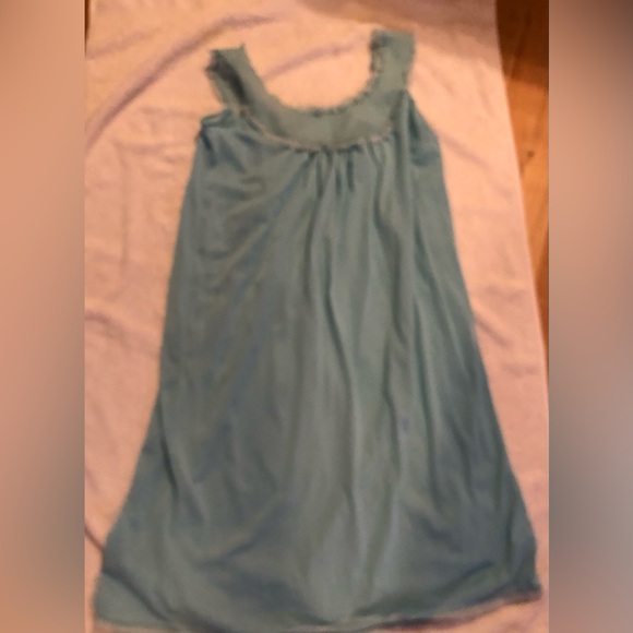 Vintage Charmode by Simpson Sears Nylon and Lace Chemise Size Small Silky Feel - Picture 5 of 5